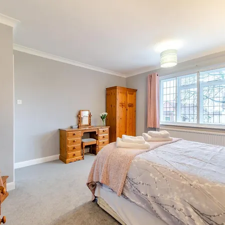 Bow Holiday home *